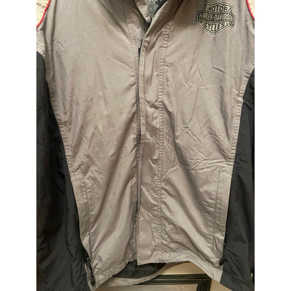 Harley Davidson hooded windbreaker size medium - Picture 7 of 9
